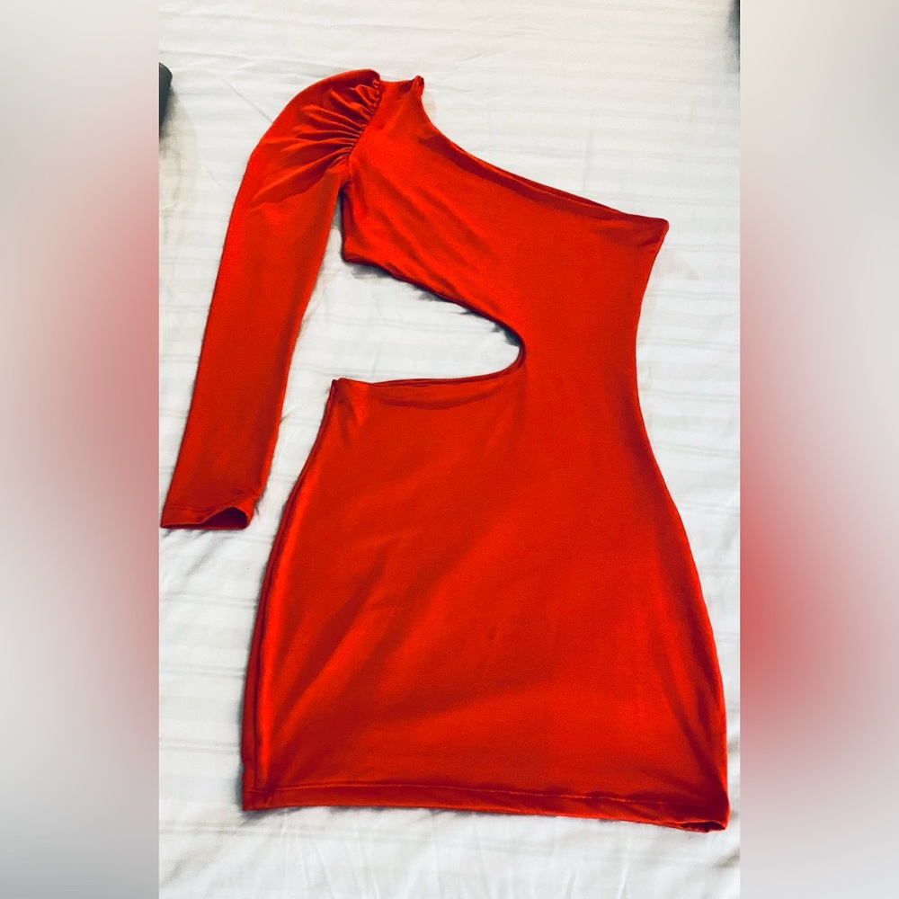 sexy lycra dress reaches above the knee - Picture 6 of 8
